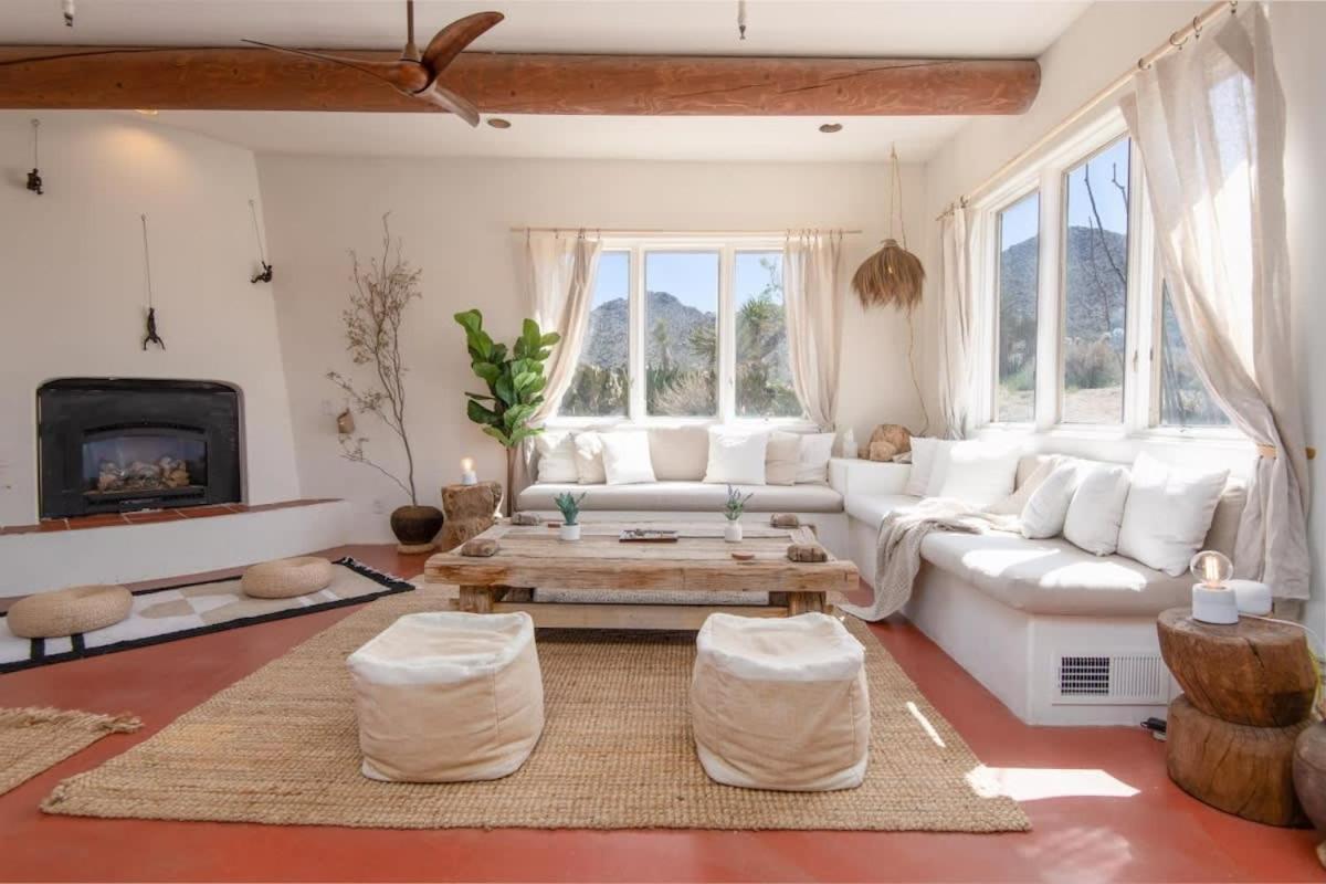 Renovated Lodge - Room 1 With Pool Access Joshua Tree Exterior photo