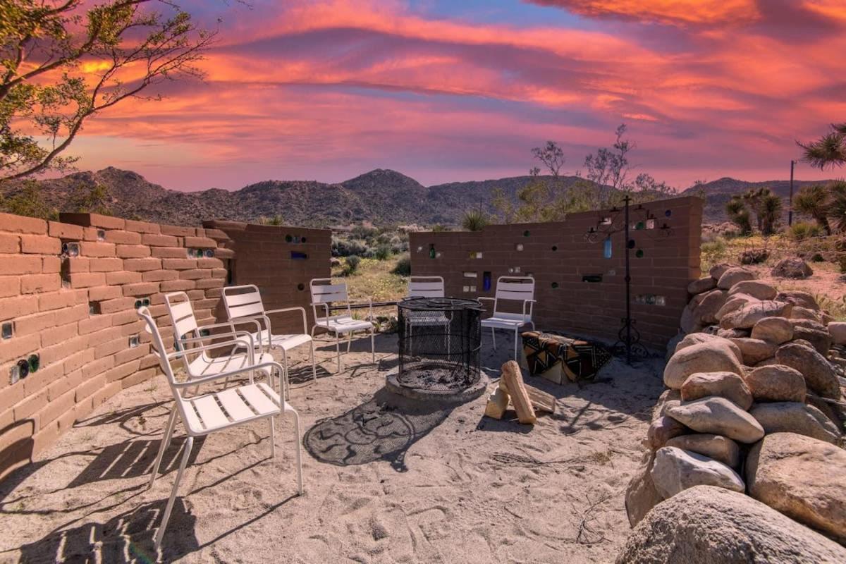 Renovated Lodge - Room 1 With Pool Access Joshua Tree Exterior photo
