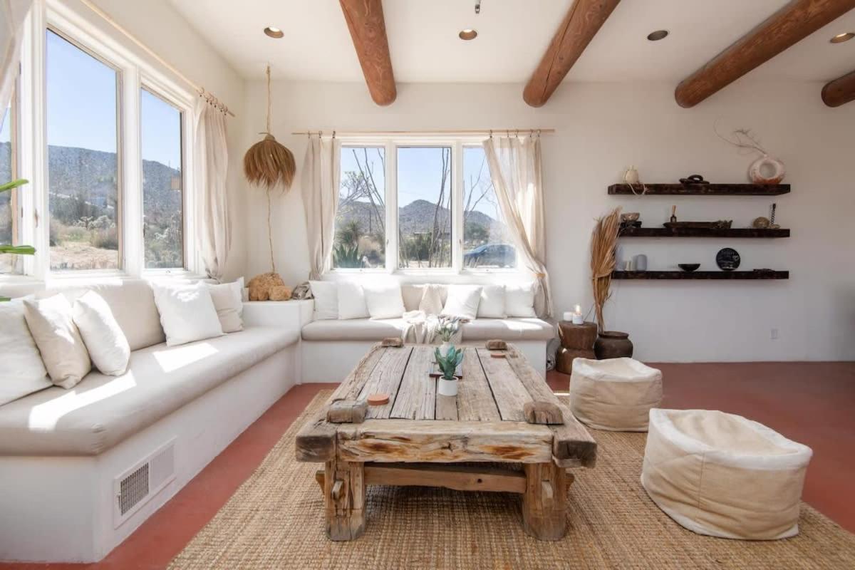 Renovated Lodge - Room 1 With Pool Access Joshua Tree Exterior photo