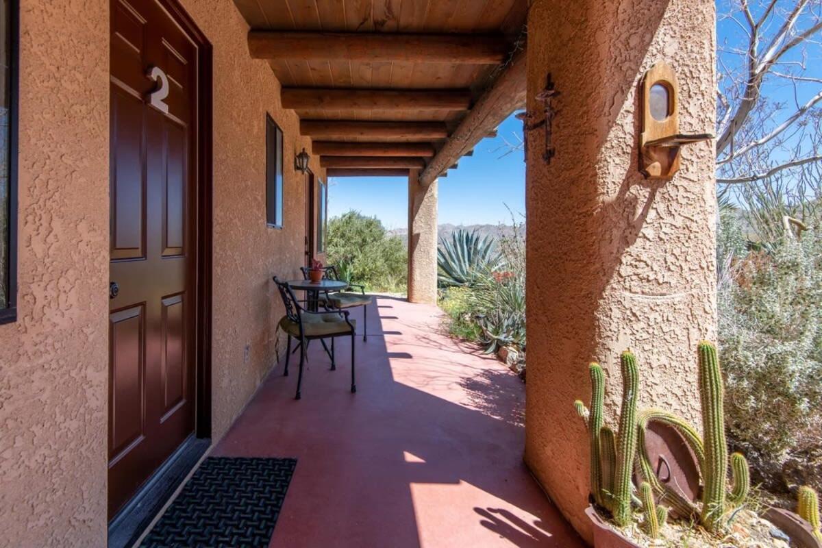 Renovated Lodge - Room 1 With Pool Access Joshua Tree Exterior photo